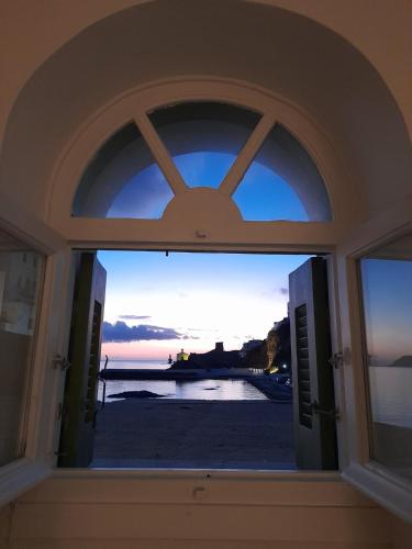 Seafront House in Andros Town