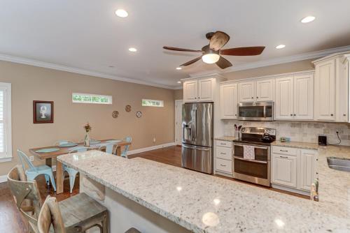19 22nd Ave - image 5