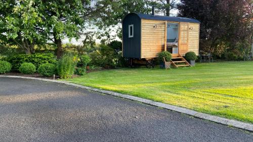 Bannfield shepherds hut in Ballymoney