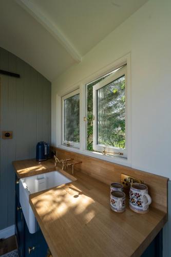 Bannfield shepherds hut in Ballymoney