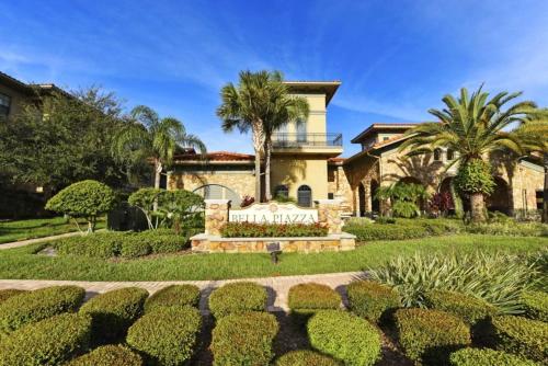 Bella Piazza Condo - image 7