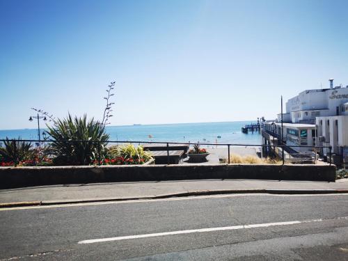 Royal Pier - image 6