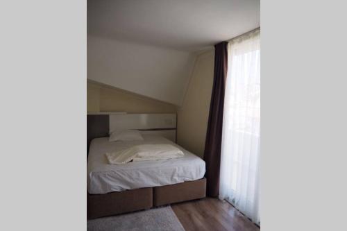 VIP Home forest 12min to sea,185m2,Дом возле леса