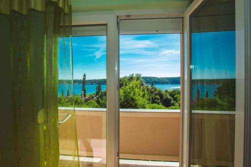  Apartment in Barbat/Insel Rab 33683B in Barbat na Rabu