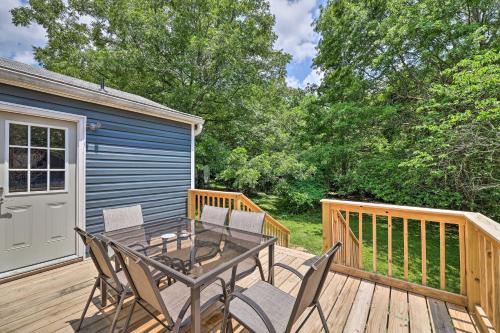 Updated Fayetteville Home Less Than 2 Miles to UArk! in Fayetteville