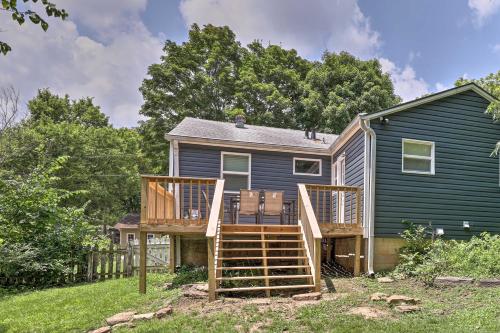 Updated Fayetteville Home Less Than 2 Miles to UArk! in Fayetteville