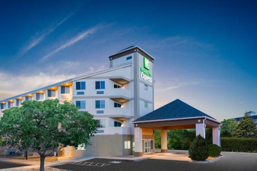 Holiday Inn Express Colorado Springs-Airport