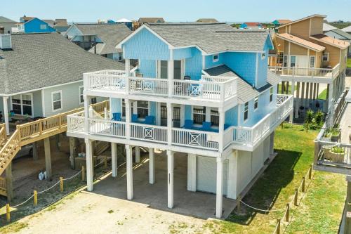 Annie by the Sea - Direct Oceanfront Views from Multi-Tiered Deck! - main image