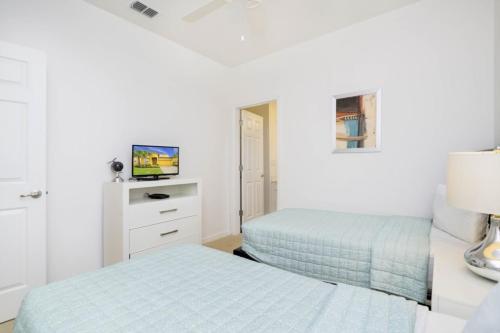 Beautiful 4 Bedroom Home Near Disney! villa - image 2