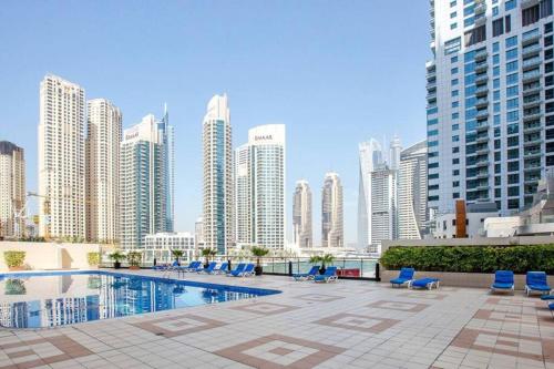 Splendid Dubai Marina Views - 2 BR + Sofa bed