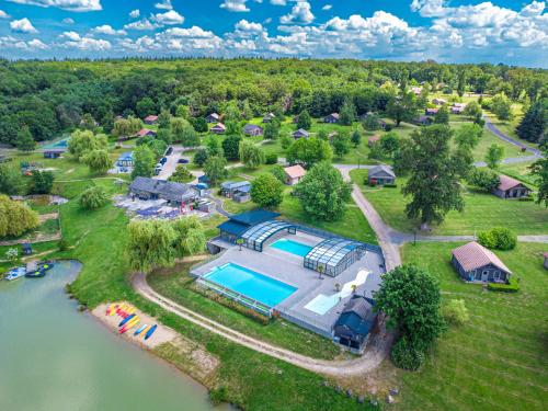 Holiday parks in Gimouille 