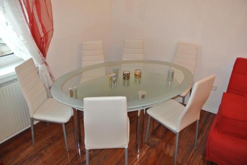 Apartment Paradies - U1 Station altes Landgut