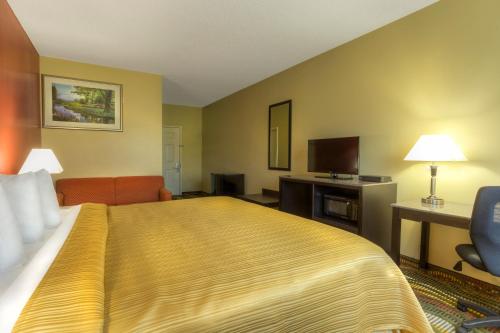 Quality Inn Fort Payne I-59 exit 222