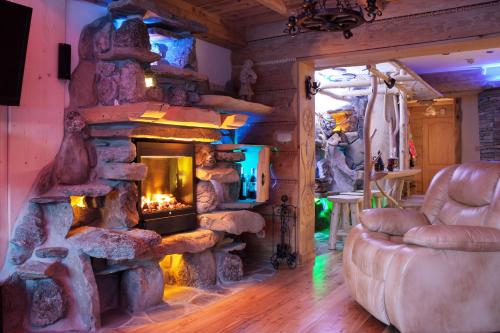 Superior Three-Bedroom Apartment with Jacuzzi image 7