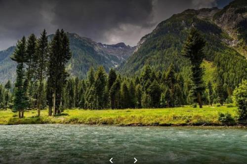 eroz homestaysimfoni tower near mines c180 cheras