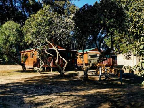 Hoogeland's Wood Cabins