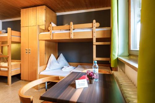 3 bunk beds