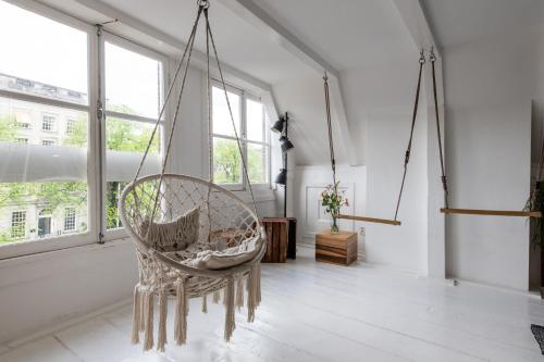JoyJoyJoy the Royalty ecolicous design house in a historic Canalhouse from 1618 with 2 bedrooms with top floor views over the canals, Ámsterdam (foto 7)