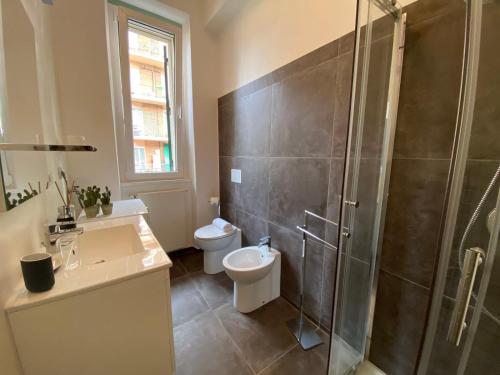 Via Benzi Apartment Como - image 3