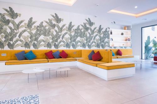 Apartaments Cye Salou - image 7