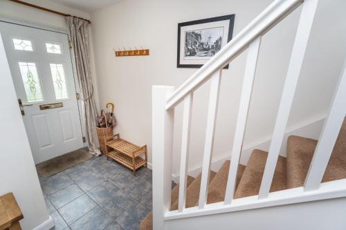 Quaver Cottage - image 2