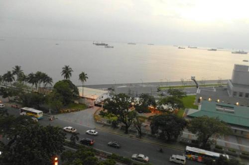 Magnificent View of Manila Bay, Roxas Blvd, US Embassy, Manila (fotografie 9)