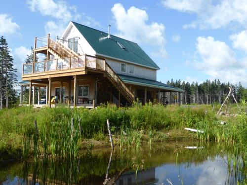 North Shore Retreat - Off-grid - Oceanfront - 노바스코샤