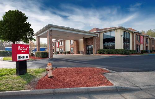 Red Roof Inn Charlotte - University