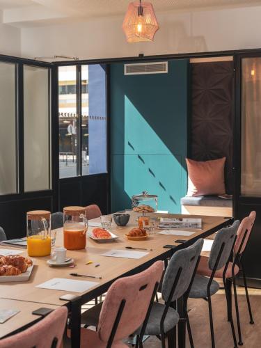 Meeting room / ballrooms, Hotel Piapia in 20th - Menilmontant