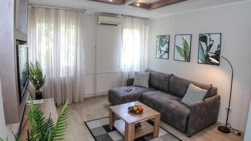 New Belgrade Apartment Delta City - image 5