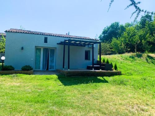 Viesnīcas āriene, Casetta sulle colline del San giovese in Predappio
