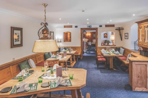 Restoran, Kertess in Sankt Anton am Arlberg
