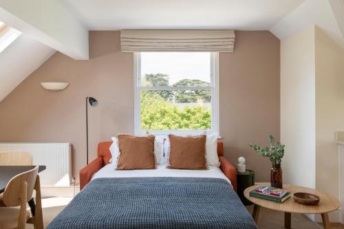 SACO Reading – Castle Crescent - image 7