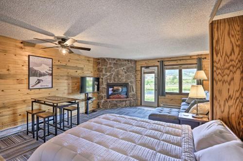 Cozy Couples Studio Resort Pools and Hot Tubs - image 7