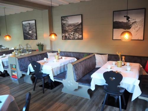 Restaurant, Pension Margarete in Schmitten