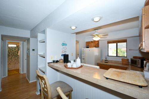 Runaway Bay 251 - image 7