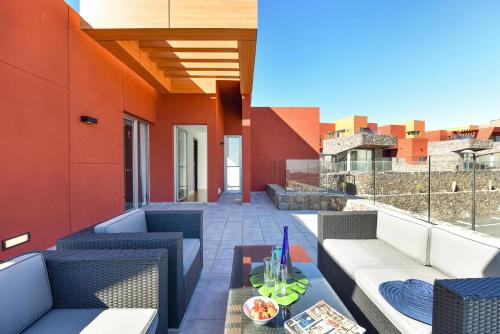 Three-Bedroom Villa image 4