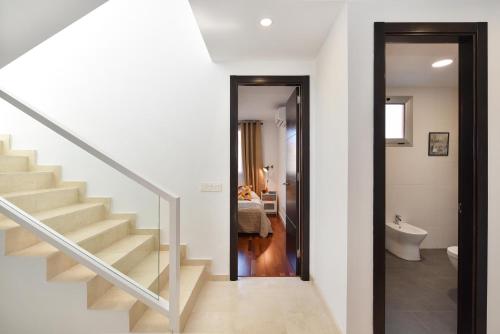 Three-Bedroom Villa image 1