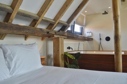  Van Heeckeren Apartments & Suites Buren in Buren