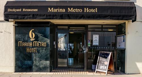 Marina Metro Hotel