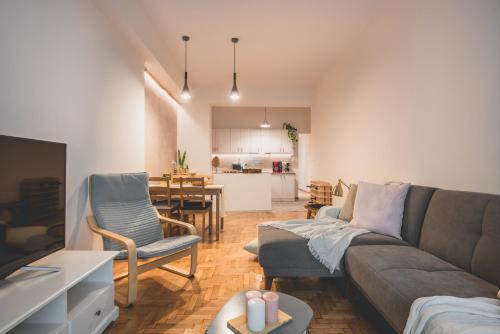 90m2 Luxury Apartment in the Heart of Athens - Living Stone Sunstone, Atene