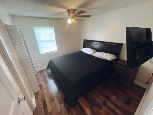 Gallatin Home Minutes from Everything!!! - image 11
