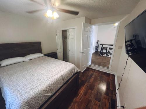 Gallatin Home Minutes from Everything!!! - image 13