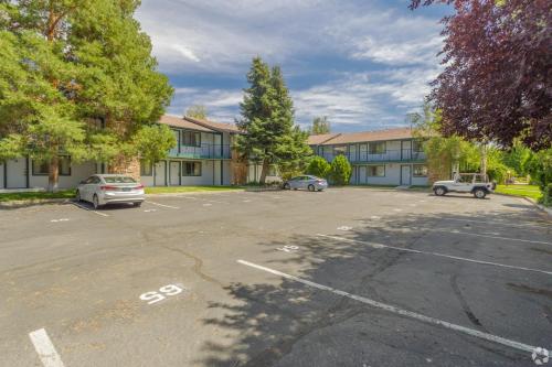 Thunderbird Resort Club – Sparks, NV