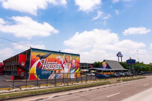 Heights House Hotel - image 24