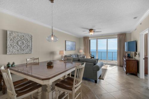 Twin Palms 1001 - image 4