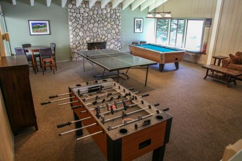 Discovery 4 #104 Condo - image 4