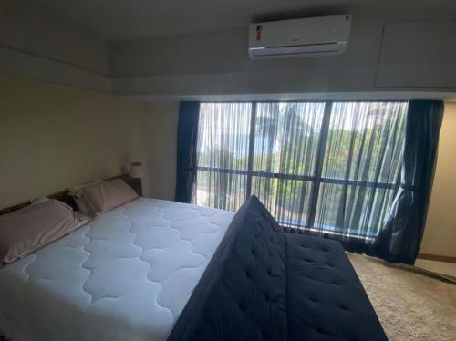 Tropical executivo flat