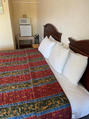 Villa West Motel - image 14