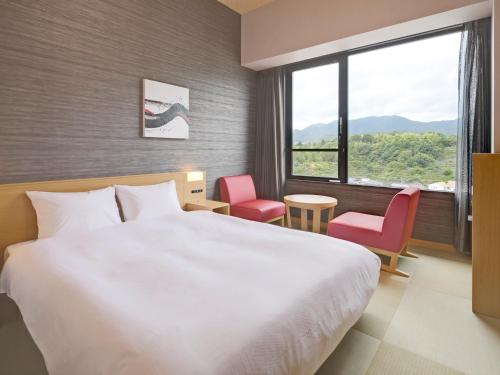 Double Room with Mountain View